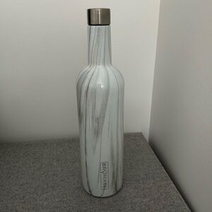 Brumate winesulator marble pattern 25 oz